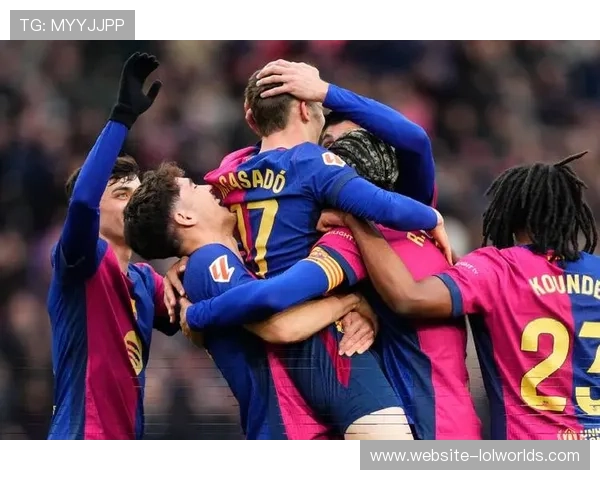 巴萨门神霍安-加西亚获奖,坦言对多线争冠感到乐观